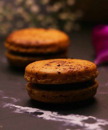 Chocolate Espresso Macaron 3