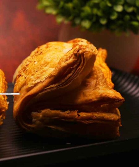 Paneer & Capsicum Tikka Puff 2