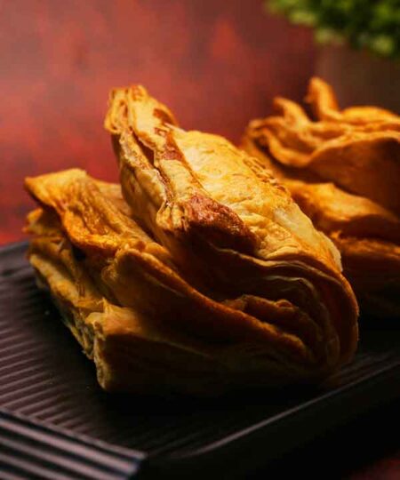 Paneer & Capsicum Tikka Puff 4