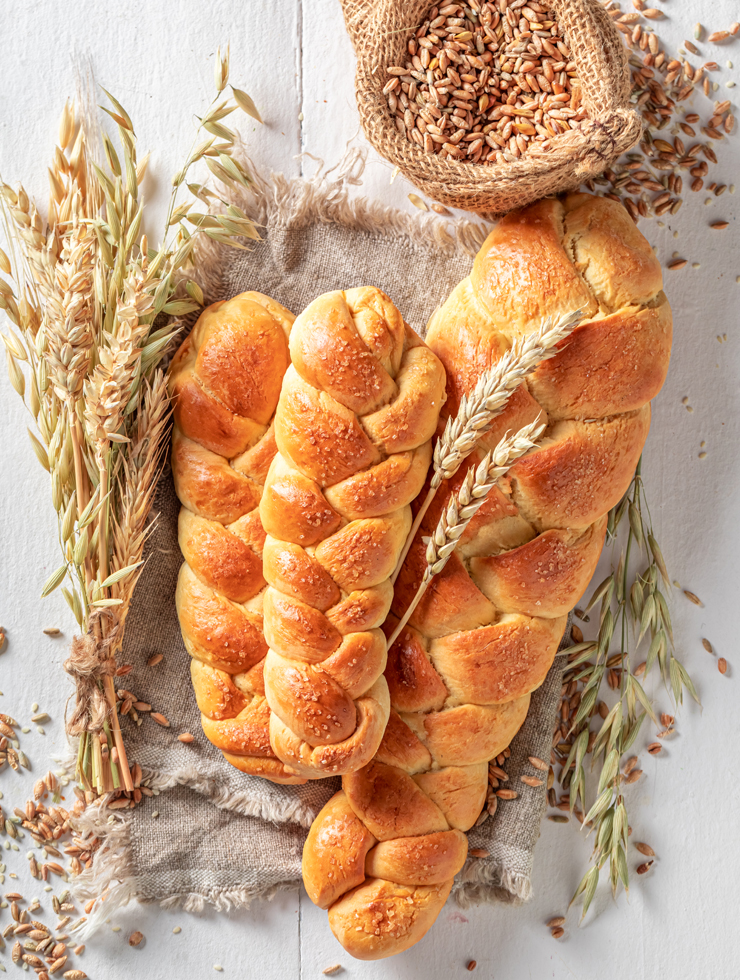 Bread Rolls Whole wheat (Plaited)