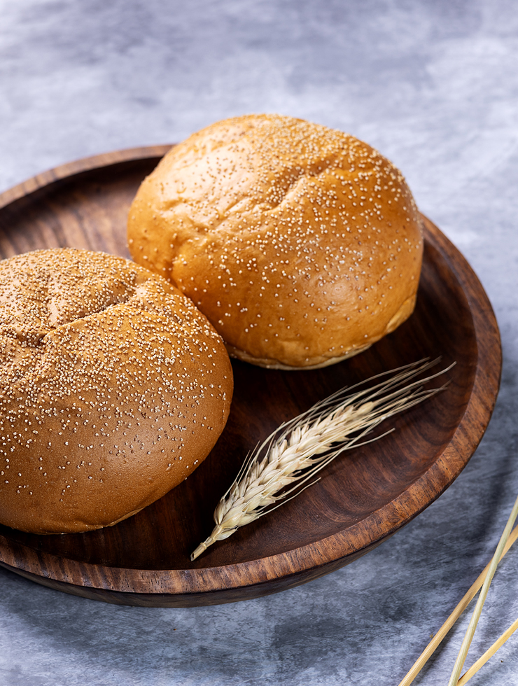Brioche Bun (Poppyseed) With Egg